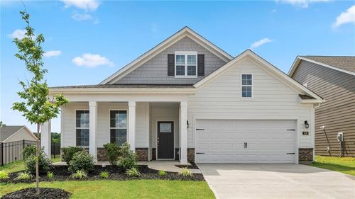 108 Mary Montrose Boulevard, Jamestown, NC, 27282 | Card Image