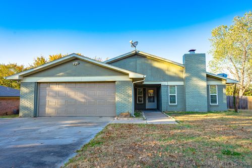 2520 Arlington Blvd, Ada, OK, 74820-4622 | Card Image