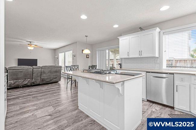 715 Shadowwood Loop Rd, House other with 4 bedrooms, 3 bathrooms and null parking in Keizer OR | Image 14