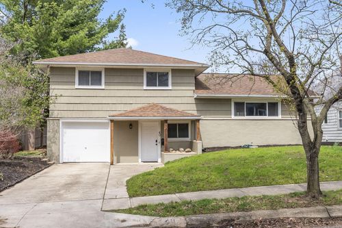 40 Chase Rd, Columbus, OH, 43214-1104 | Card Image