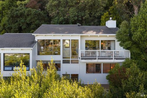69 Crescent Ave, Sausalito, CA, 94965-2315 | Card Image