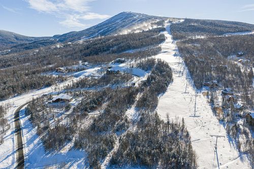 8102 Sawtooth Road, Carrabassett Valley, ME, 04947 | Card Image