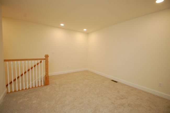 2E - 20 Sheffield St, Condo with 2 bedrooms, 3 bathrooms and null parking in Hudson NH | Image 11