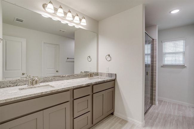 5716 High Plains Trl, House other with 5 bedrooms, 3 bathrooms and null parking in Joshua TX | Image 18