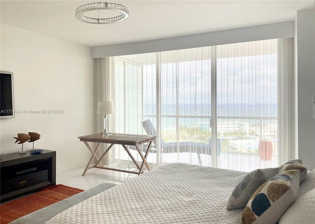 APT-1004 - 1 N Ocean Blvd, Condo with 2 bedrooms, 3 bathrooms and null parking in Pompano Beach FL | Image 14
