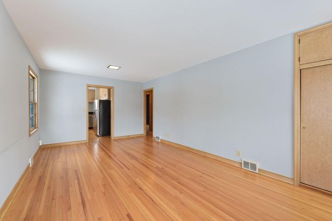 720 Wayzata Blvd E, House other with 2 bedrooms, 2 bathrooms and null parking in Wayzata MN | Image 4