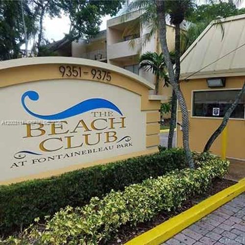 i103-9371 Fontainebleau Blvd, Miami, FL, 33172-5670 | Card Image