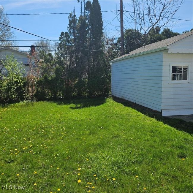 13710 Rybak Ave, House other with 3 bedrooms, 1 bathrooms and null parking in Garfield Heights OH | Image 22