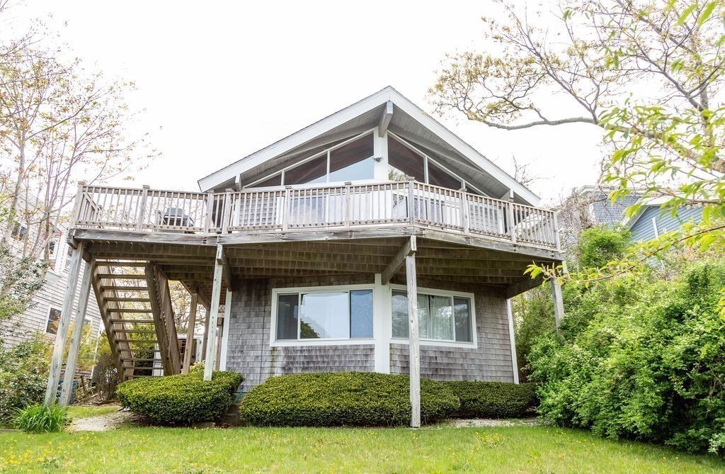 Shore Dr, Plymouth, MA 02360
