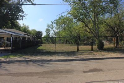 630 H St, Home with 0 bedrooms, 0 bathrooms and null parking in San Antonio TX | Image 3