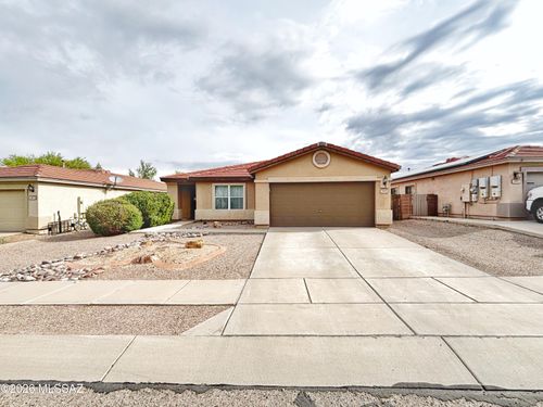 10883 S Sky Kristen Loop, Vail, AZ, 85641-6266 | Card Image