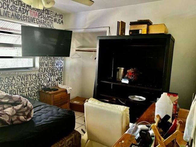 665 Ne 178th St, House other with 3 bedrooms, 2 bathrooms and null parking in Miami FL | Image 10