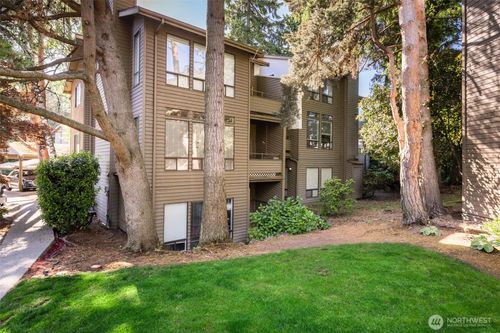 unit-f32-130 Sw 116th St, Seattle, WA, 98146-4365 | Card Image