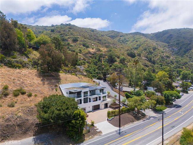 B - 20000 Broadway St, Condo with 2 bedrooms, 2 bathrooms and 4 parking in Laguna Beach CA | Image 13