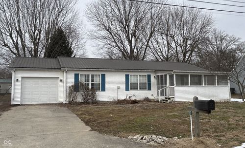 933 North St, Rising Sun, IN, 47040-8311 | Card Image