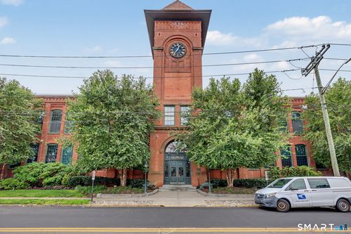 158-25 Grand St, Norwalk, CT, 06851-3525 | Card Image