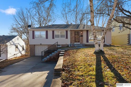 5809 Charles St, Omaha, NE, 68132-1320 | Card Image