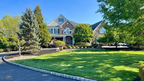 18 Todd St, Hillsborough, NJ, 08844-7128 | Card Image