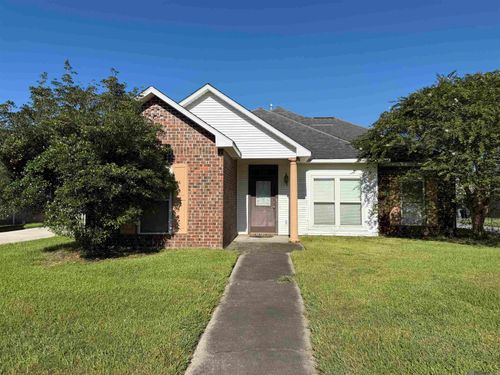 525 Daphne Dr, Gonzales, LA, 70737-3356 | Card Image