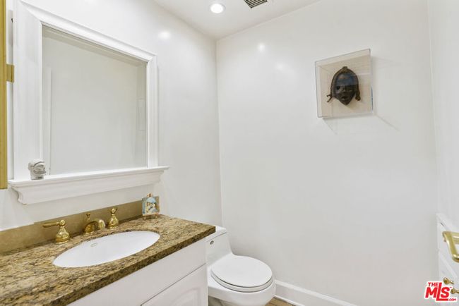 Powder Room | Image 16