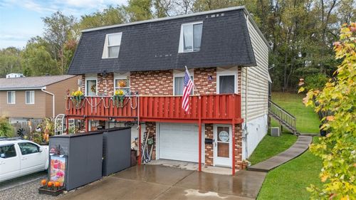 2614 Meadow St, Natrona Heights, PA, 15065-1717 | Card Image