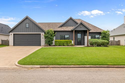 459 Green Meadows Dr, West Columbia, TX, 77486-9605 | Card Image
