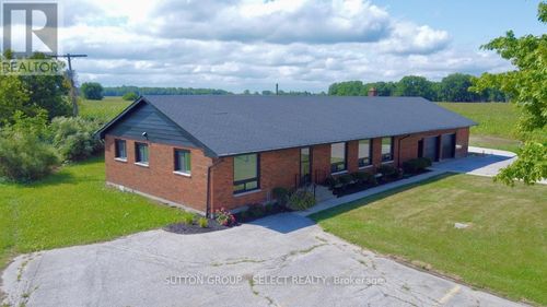 101 Broadway Street, Lambton Shores (Forest), ON, N0N0A6 | Card Image