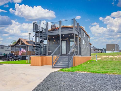 unit-205-5386 Ranch Road 1376, Fredericksburg, TX, 78624-3476 | Card Image