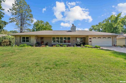 2520 31st Avenue Ct, Moline, IL, 61265-6942 | Card Image