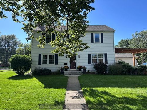 1207 8th St, Aurora, NE, 68818-1531 | Card Image