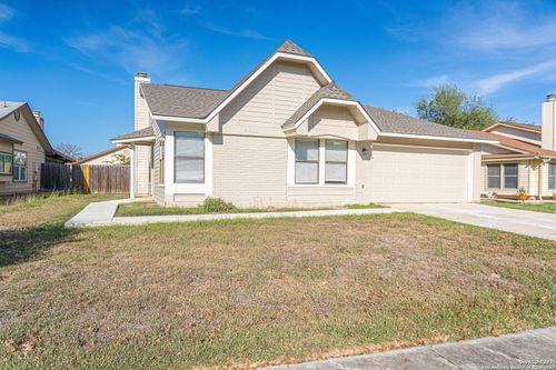 8939 Mansfield, San Antonio, TX, 78251-2927 | Card Image