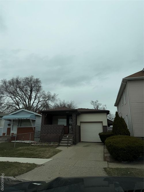 346 Labadie St, Ecorse, MI, 48229-1164 | Card Image