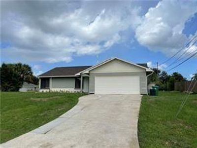 4057 Sw Haycroft St, House other with 3 bedrooms, 2 bathrooms and null parking in Port St Lucie FL | Image 1