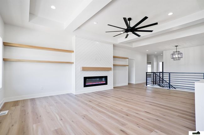 7949 Ponce Dr, Townhouse with 4 bedrooms, 3 bathrooms and 3 parking in Lincoln NE | Image 6