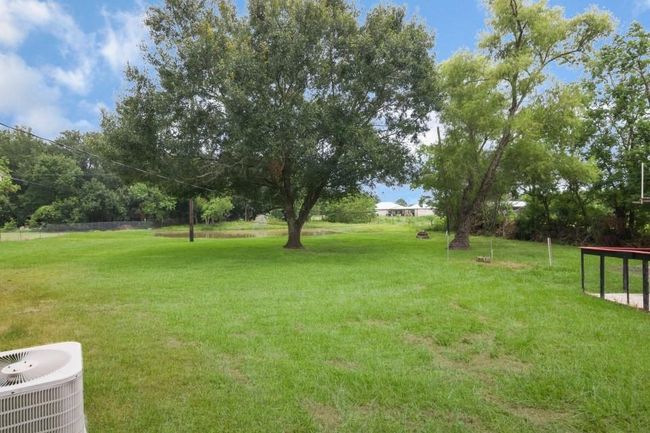 701 Walker Rd, House other with 3 bedrooms, 2 bathrooms and null parking in Winnie TX | Image 22