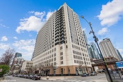 1717-1255 S State St, Chicago, IL, 60605-3582 | Card Image