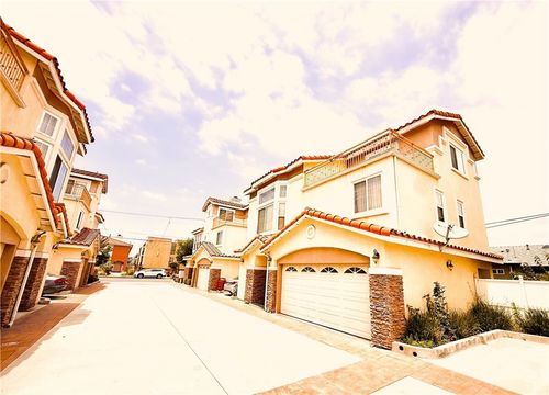 b-15908 Halldale Ave, Gardena, CA, 90247-4584 | Card Image