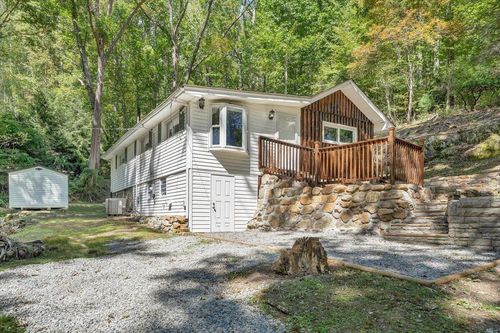 1203 Bottom Creek Ln, Bent Mountain, VA, 24059-2201 | Card Image