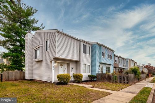 17500 Hoskinson Rd, POOLESVILLE, MD, 20837-2027 | Card Image