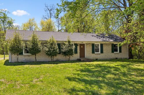 248 Pine Mountain Rd, Clarksville, TN, 37042-8212 | Card Image