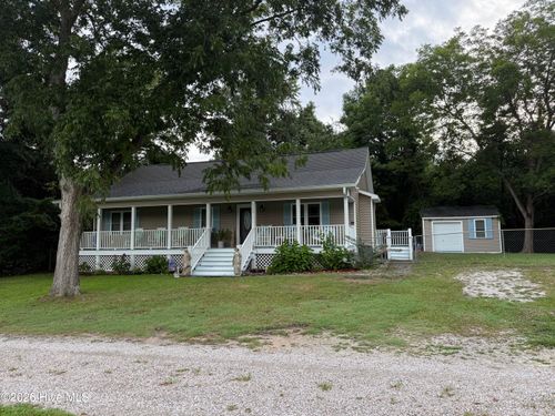 115 Pender Ln, Newport, NC, 28570-4512 | Card Image