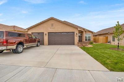 805 Thorncrest Dr, House other with 3 bedrooms, 1 bathrooms and 3 parking in Pueblo CO | Image 3