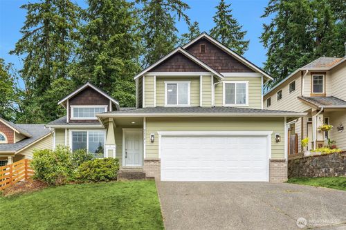 22521 Se 267th St, Maple Valley, WA, 98038-7452 | Card Image