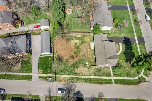 1805 Cochran Rd, Lexington, KY, 40502 | Card Image