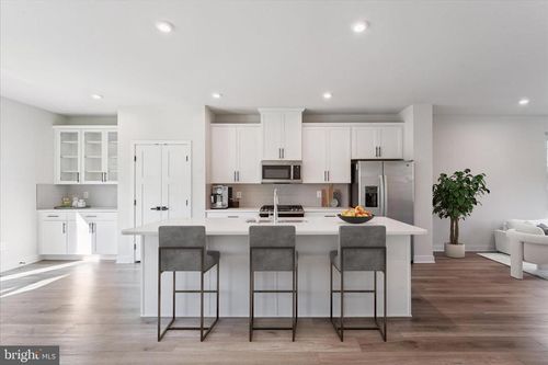 14032 Sunrise Valley Dr, HERNDON, VA, 20171-2573 | Card Image