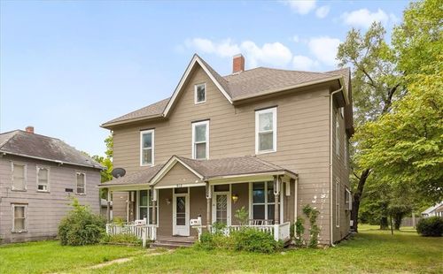 912 N Main St, Ottawa, KS, 66067-1931 | Card Image