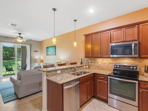 1073 Normandie Way, Vero Beach, FL, 32960-7060 | Card Image