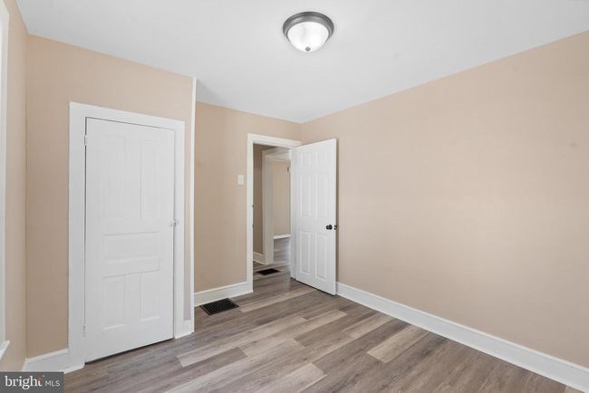 311 W Washington St, House other with 3 bedrooms, 1 bathrooms and null parking in PAULSBORO NJ | Image 15