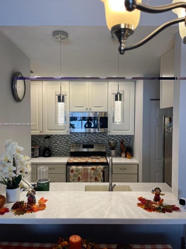 11th St, Pembroke Pines, FL 33026