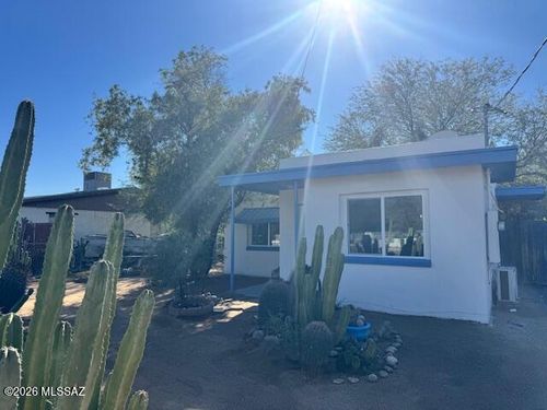 240 E Delano St, Tucson, AZ, 85705-3906 | Card Image